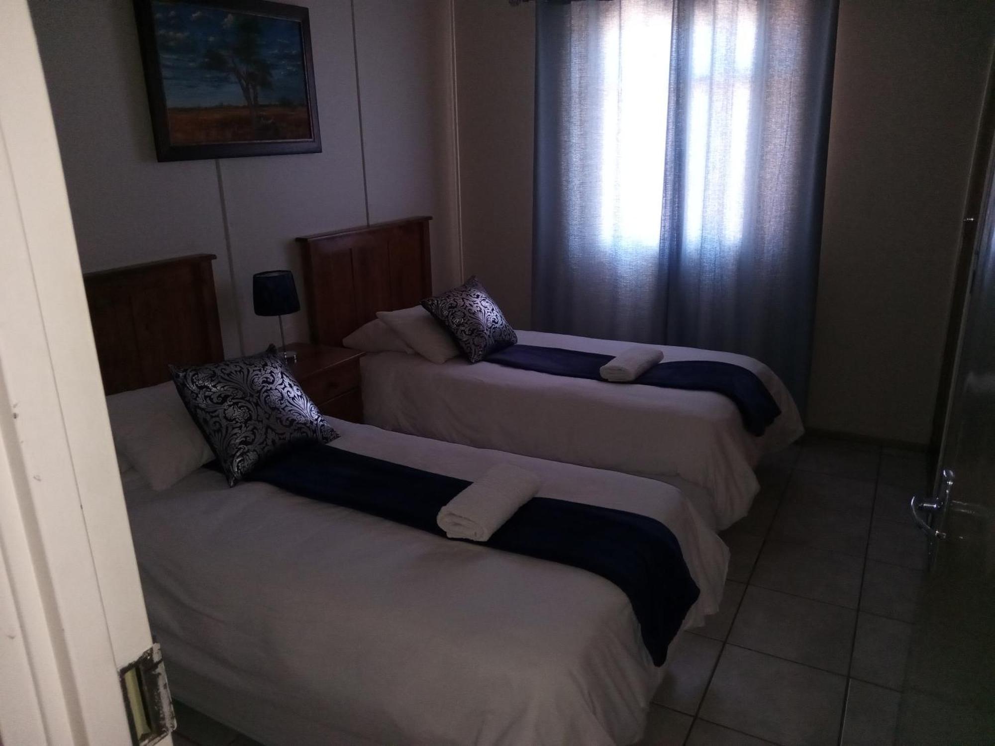 Sunrose Group Of Guesthouses Zapora Gariep Zewnętrze zdjęcie