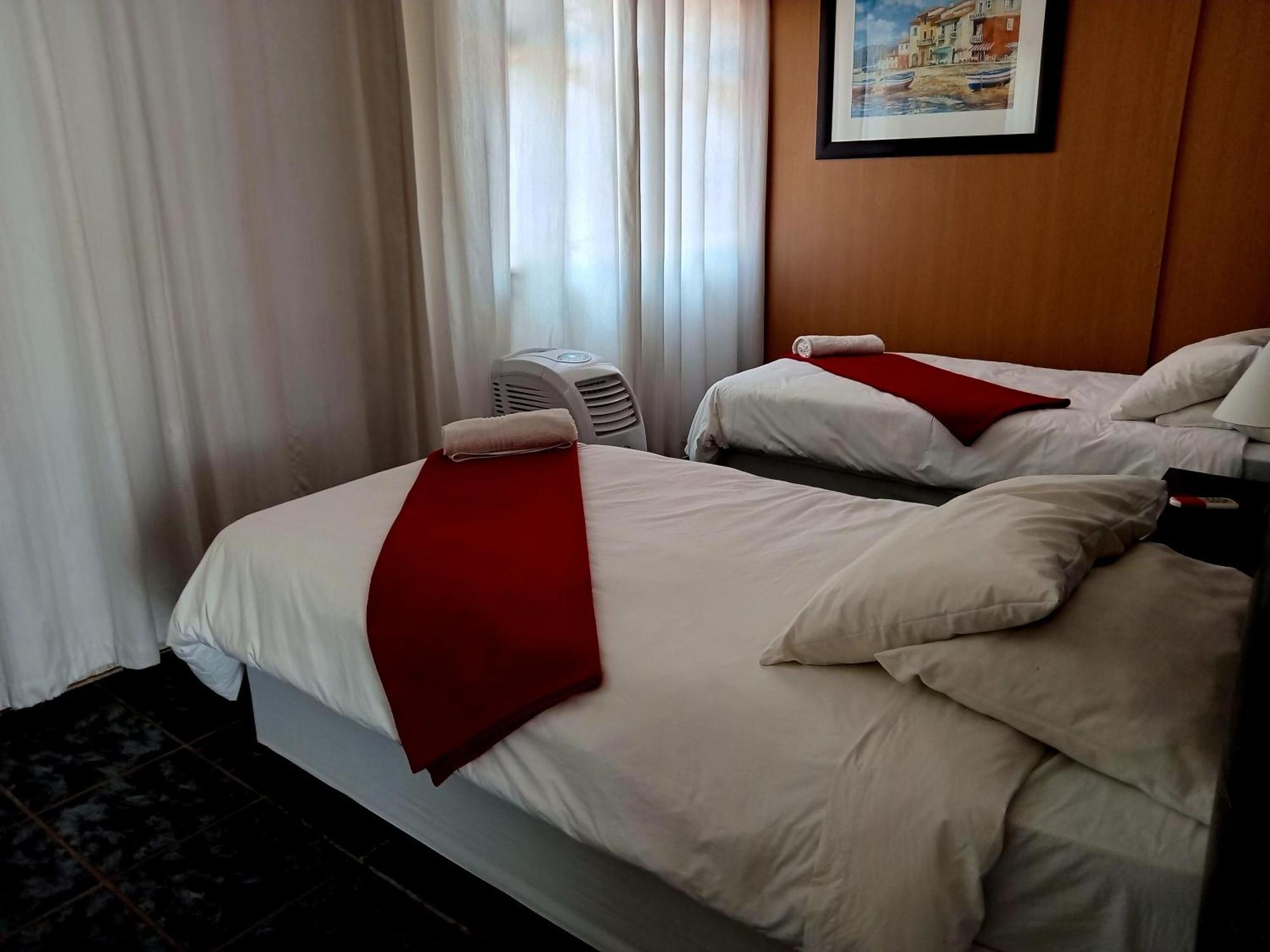 Sunrose Group Of Guesthouses Zapora Gariep Zewnętrze zdjęcie