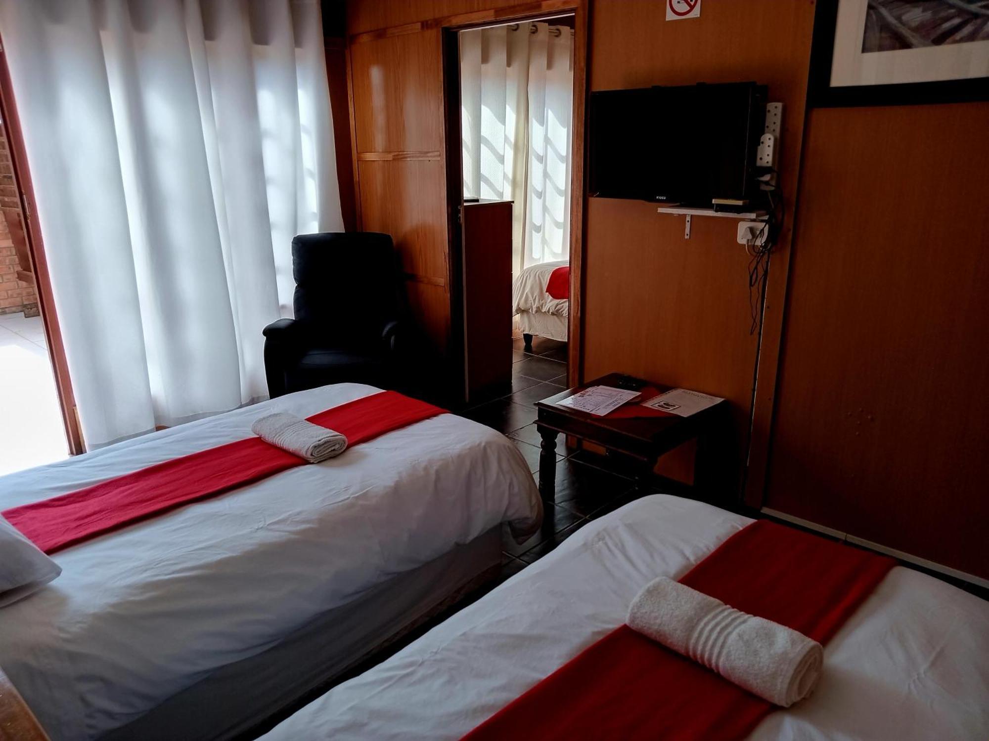 Sunrose Group Of Guesthouses Zapora Gariep Zewnętrze zdjęcie